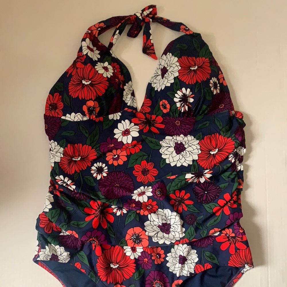 Jaclyn Smith Floral Swimsuit